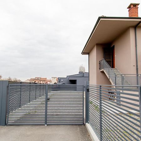 Tre Re - Spazioso Appartamento Con Parcheggio Cava Manara Buitenkant foto